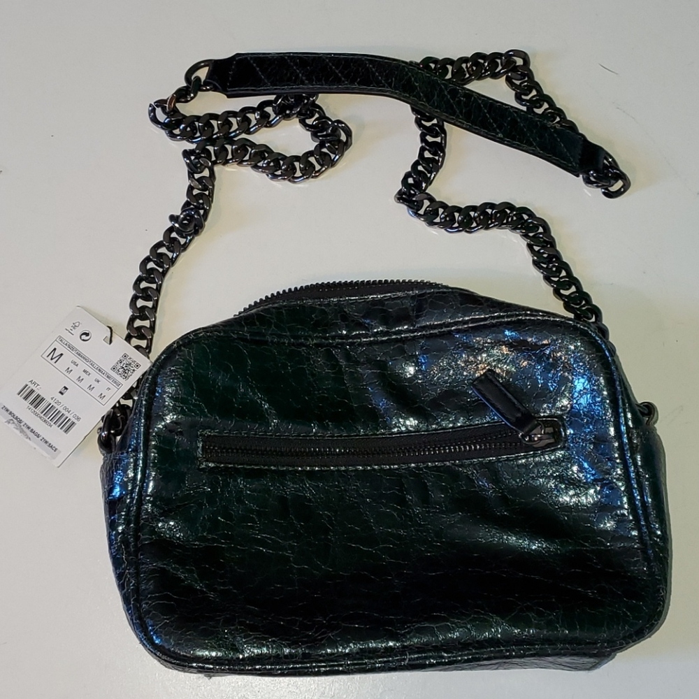 New Zara women's hunter Green crackle textured bag w/ chain shoulder str…
